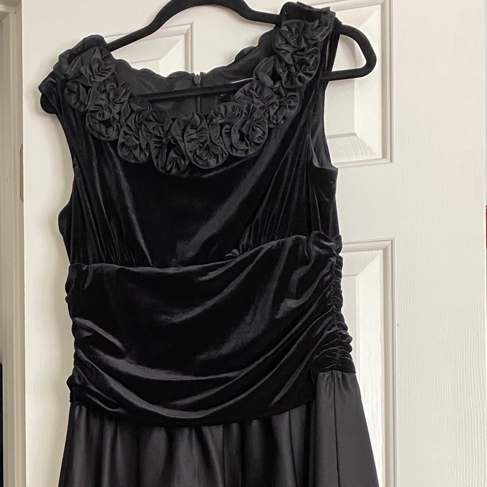 Tea Length formal dress